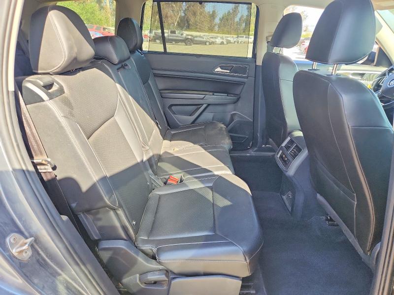 Продажа на аукционе авто 2018 Volkswagen Atlas, vin: 1V2MR2CA4JC537685, номер лота: 55420256
