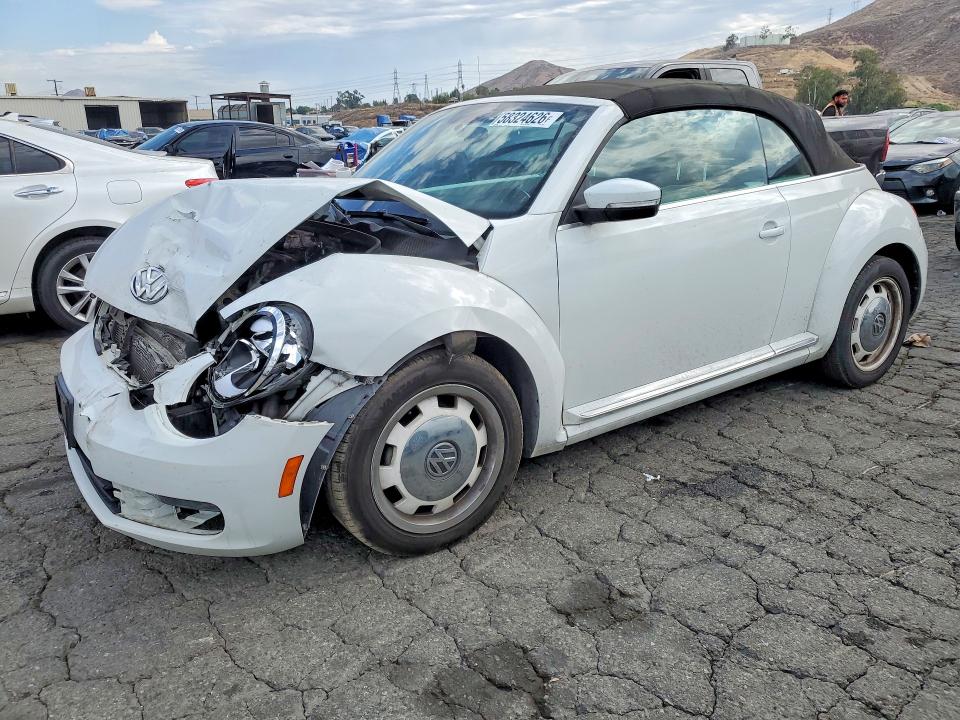 2015 Volkswagen Beetle მანქანა იყიდება აუქციონზე, vin: 3VW517AT9FM809651, აუქციონის ნომერი: 58324626