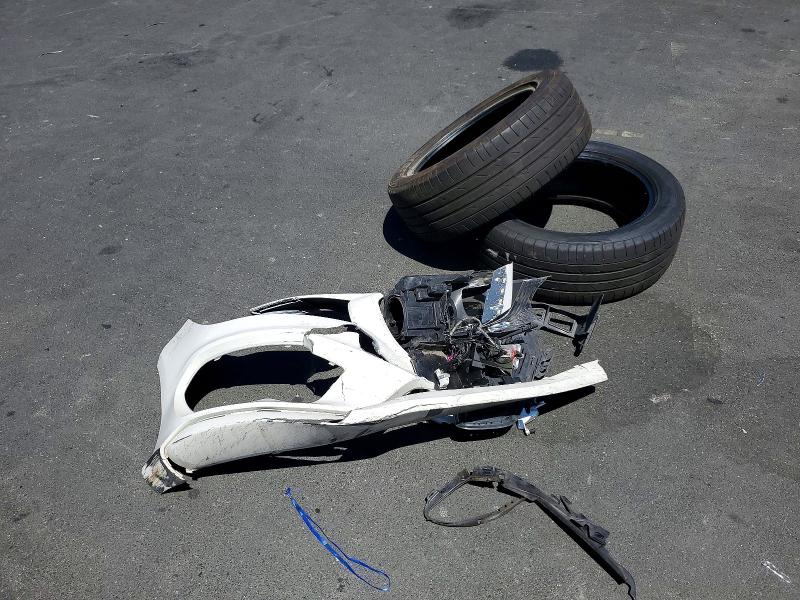 2014 Mercedes-benz Cla მანქანა იყიდება აუქციონზე, vin: WDDSJ4EB2EN062913, აუქციონის ნომერი: 58746526