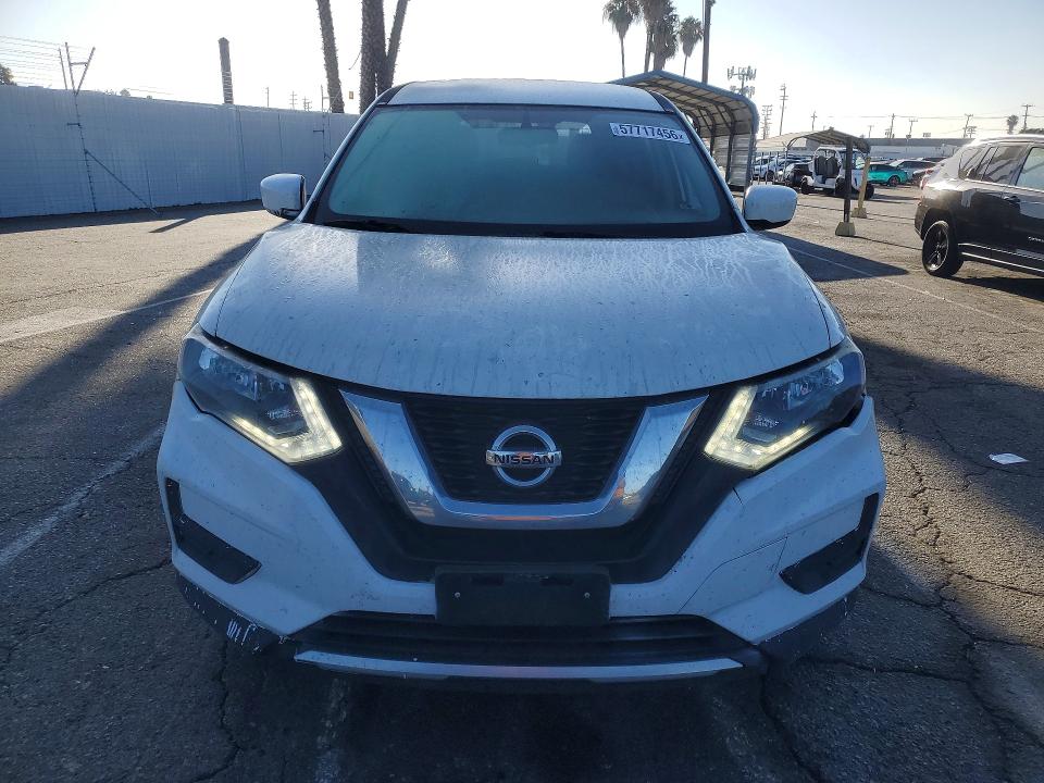 57717456 :رقم المزاد ، 5N1AT2MT5HC741729 vin ، 2017 Nissan Rogue مزاد بيع