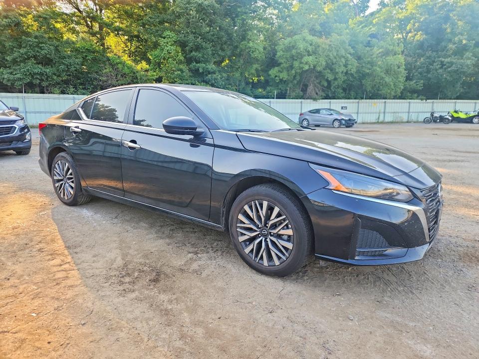 2025 Nissan Altima მანქანა იყიდება აუქციონზე, vin: 1N4BL4DV1SN343991, აუქციონის ნომერი: 55937846