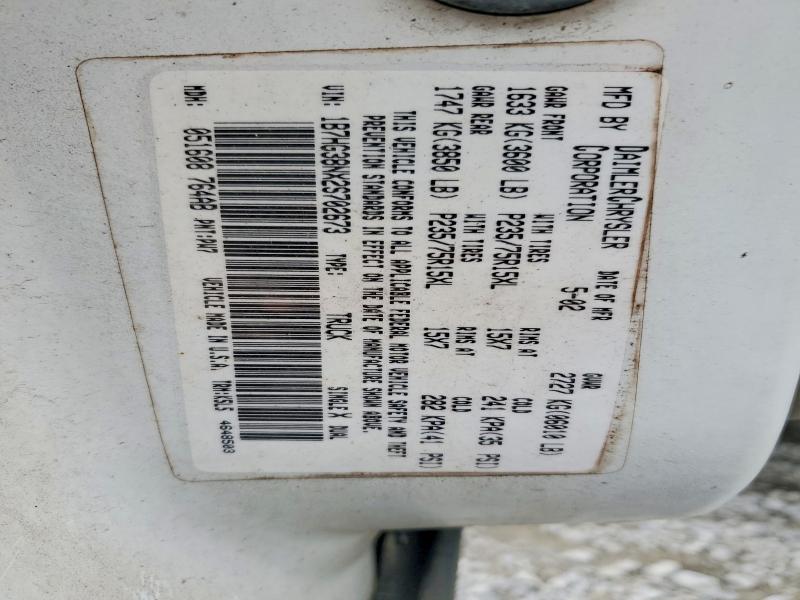 56761516 :رقم المزاد ، 1B7HG38NX2S702673 vin ، 2002 Dodge Dakota مزاد بيع