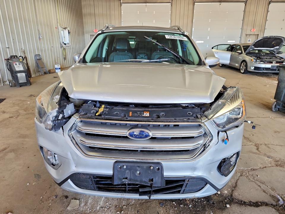 58363886 :رقم المزاد ، 1FMCU9JD6HUF03331 vin ، 2017 Ford Escape مزاد بيع