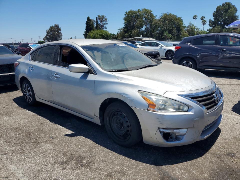 Продаж на аукціоні авто 2015 Nissan Altima, vin: 1N4AL3AP2FN334914, номер лоту: 57554396