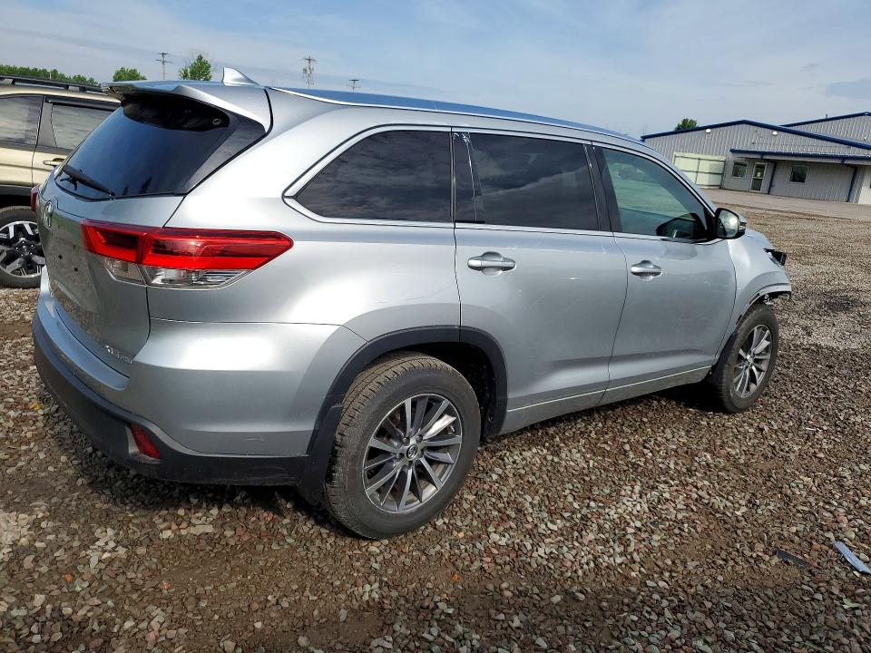 Продажа на аукционе авто 2017 Toyota Highlander, vin: 5TDJZRFH8HS382489, номер лота: 56513356