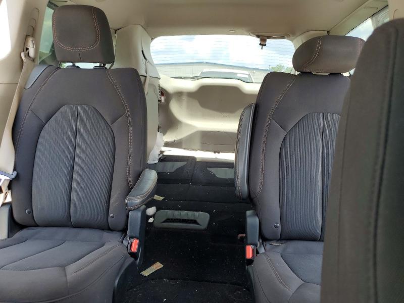 57146976 :رقم المزاد ، 2C4RC1CG3HR723162 vin ، 2017 Chrysler Pacifica مزاد بيع