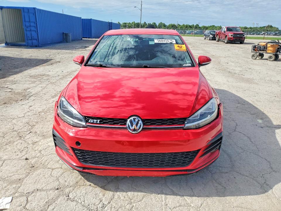 56845576 :رقم المزاد ، 3VW447AUXJM287049 vin ، 2018 Volkswagen Gti مزاد بيع