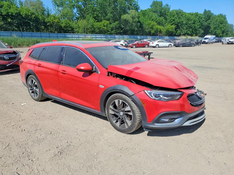 56036596 :رقم المزاد ، W04GU8SX8J1151525 vin ، 2018 Buick Regal Tourx مزاد بيع
