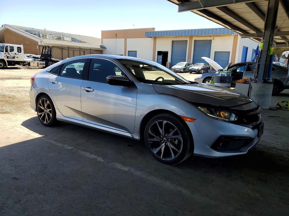 Продажа на аукционе авто 2019 Honda Civic, vin: 2HGFC2F83KH531817, номер лота: 55768326