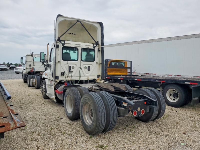 Продажа на аукционе авто 2017 Freightliner Cascadia 125, vin: 1FUJGEDRXHLHM7522, номер лота: 56145676