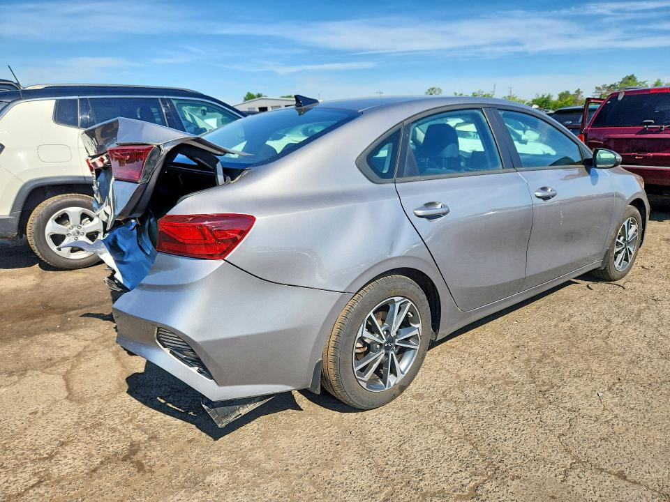 2023 Kia Forte მანქანა იყიდება აუქციონზე, vin: 3KPF24AD4PE531166, აუქციონის ნომერი: 57637766