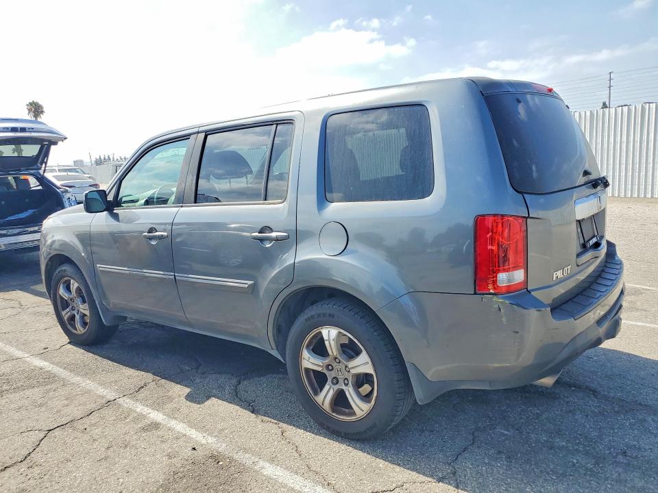 59228436 :رقم المزاد ، 5FNYF3H54DB036705 vin ، 2013 Honda Pilot مزاد بيع