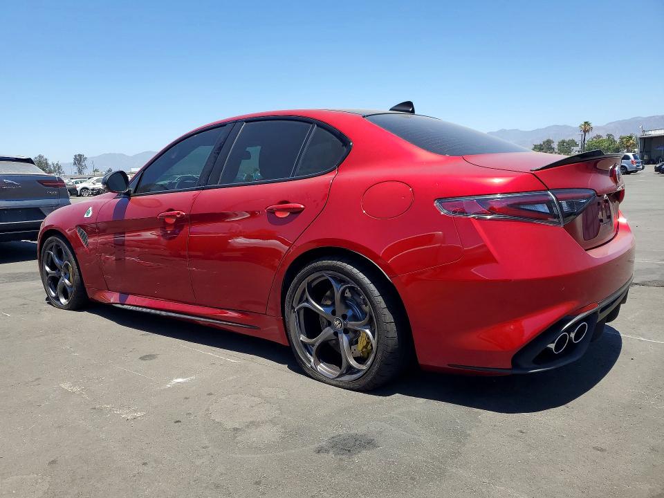 57427536 :رقم المزاد ، ZARFAMEV9R7688318 vin ، 2024 Alfa Romeo Giulia مزاد بيع