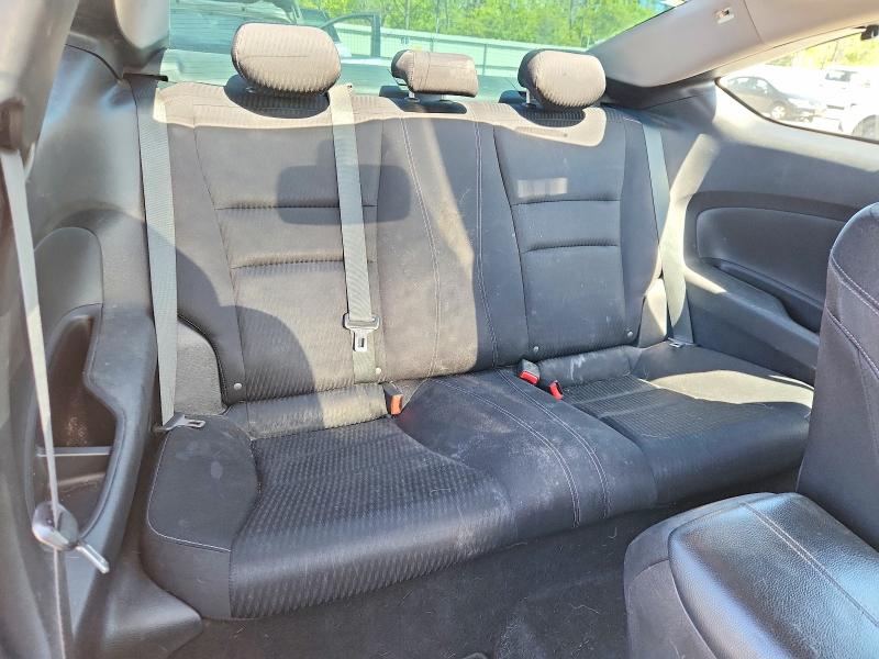 51922816 :رقم المزاد ، 1HGCT1B79FA005268 vin ، 2015 Honda Accord مزاد بيع
