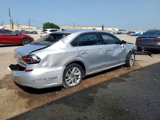 56276336 :رقم المزاد ، 1VWBA7A3XJC019322 vin ، 2018 Volkswagen Passat مزاد بيع