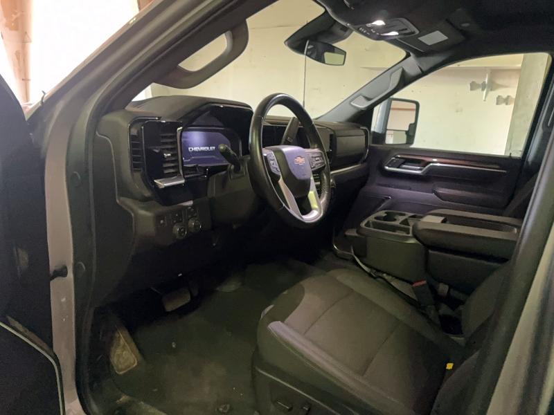 85992605 :رقم المزاد ، 2GC1KNEY7S1225095 vin ، 2025 Chevrolet Silverado مزاد بيع