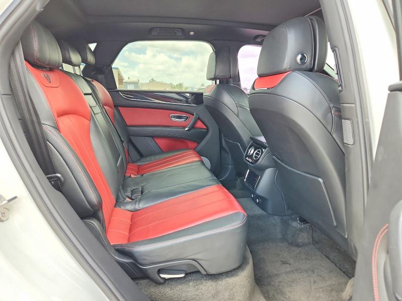 57021386 :رقم المزاد ، SJAAC2ZV0JC018473 vin ، 2018 Bentley Bentayga مزاد بيع