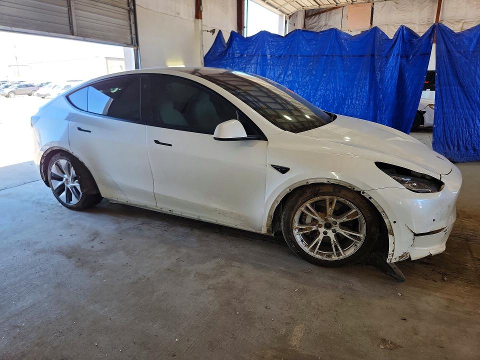 2021 Tesla Model Y მანქანა იყიდება აუქციონზე, vin: 5YJYGAEE4MF247215, აუქციონის ნომერი: 55694046