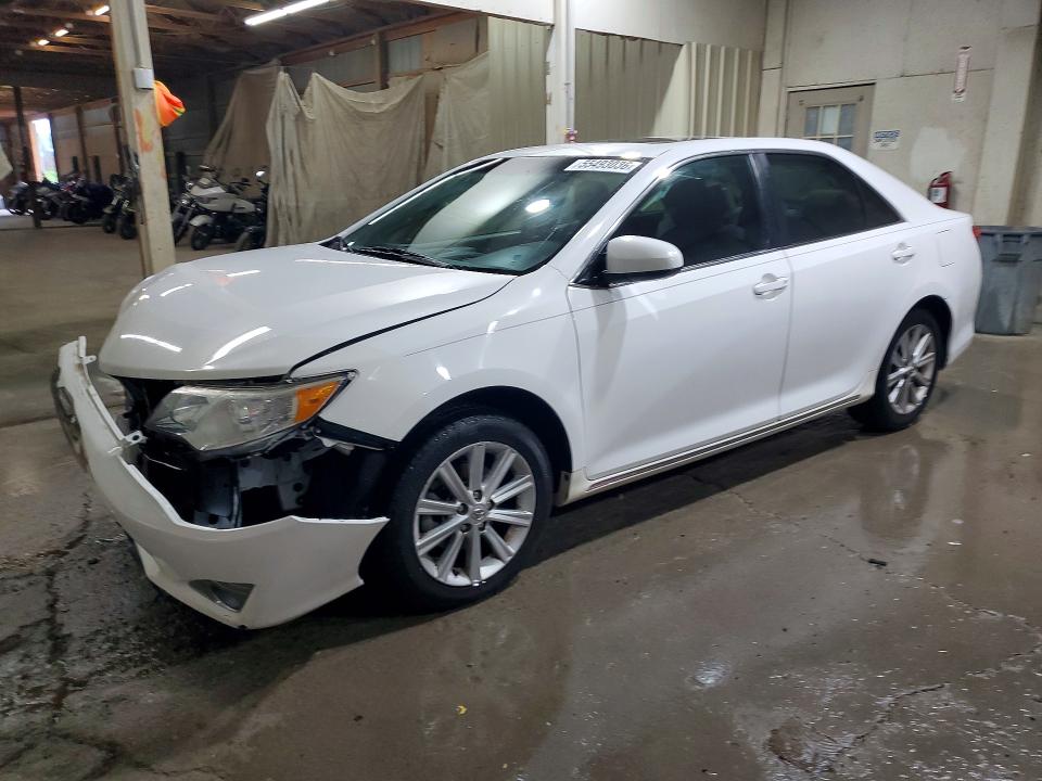 55493036 :رقم المزاد ، 4T1BF1FK2EU388169 vin ، 2014 Toyota Camry مزاد بيع