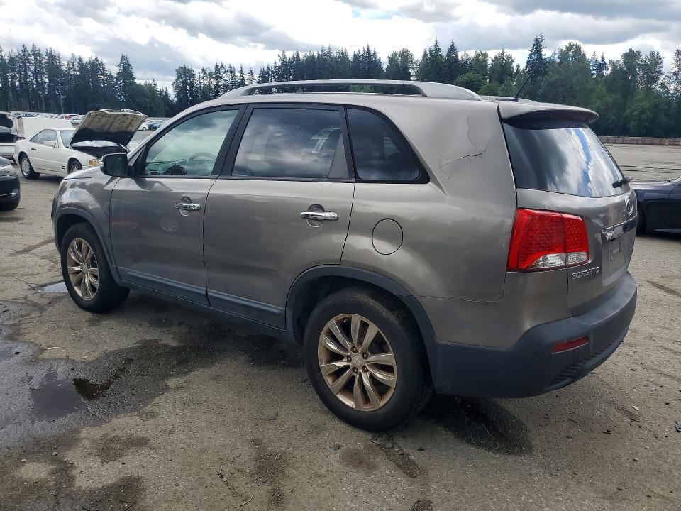 56642496 :رقم المزاد ، 5XYKU4A2XBG072647 vin ، 2011 Kia Sorento مزاد بيع