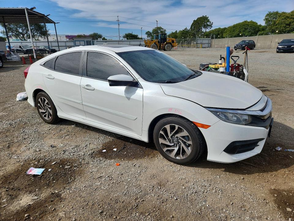 2018 Honda Civic მანქანა იყიდება აუქციონზე, vin: 19XFC2F73JE206438, აუქციონის ნომერი: 56717866