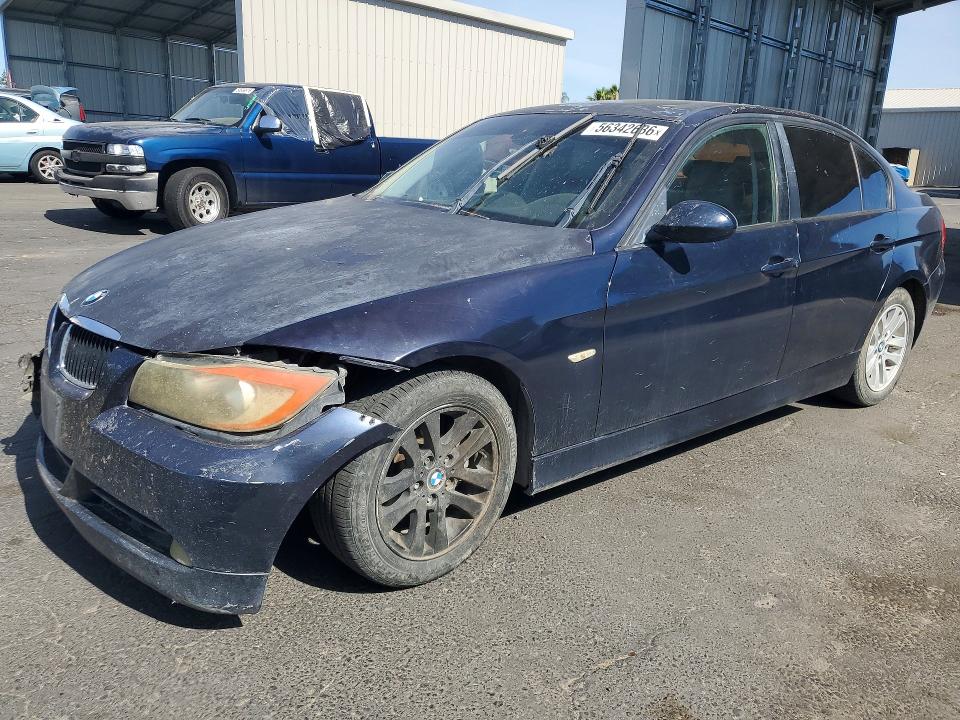 56342636 :رقم المزاد ، WBAVC535X8FZ86189 vin ، 2008 Bmw 328 مزاد بيع
