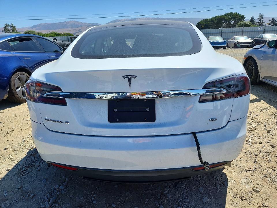 2013 Tesla Model S მანქანა იყიდება აუქციონზე, vin: 5YJSA1CG7DFP07530, აუქციონის ნომერი: 58486496