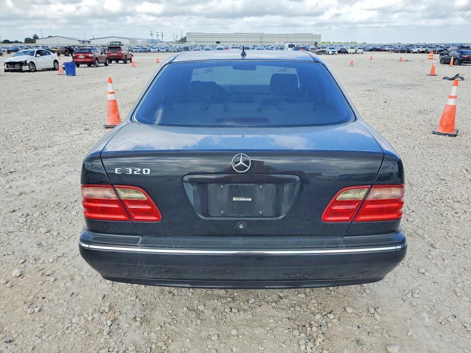 Aukcja sprzedaży 2002 Mercedes-benz E, vin: WDBJF65J02B493806, numer aukcji: 55326326