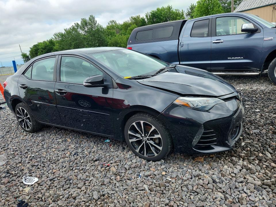 56708556 :رقم المزاد ، 2T1BURHE1JC051953 vin ، 2018 Toyota Corolla مزاد بيع