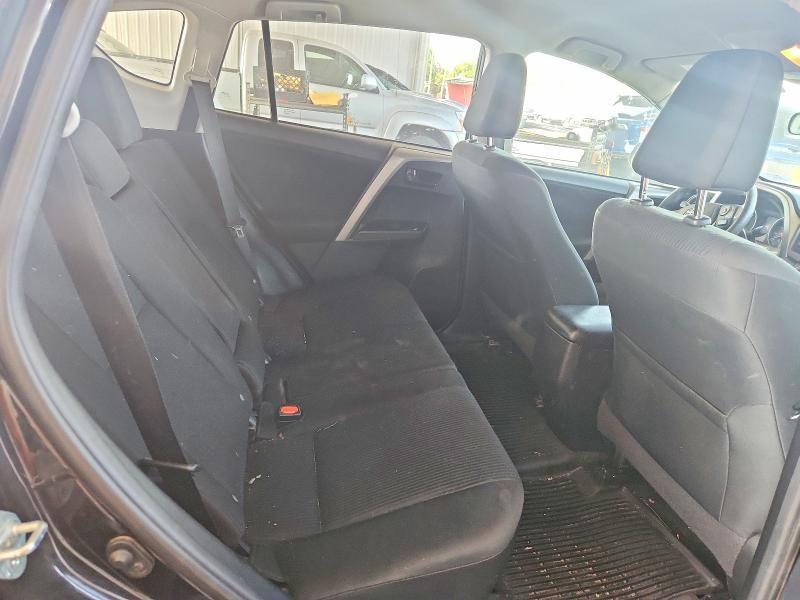 55868466 :رقم المزاد ، 2T3BFREV7JW769902 vin ، 2018 Toyota Rav4 مزاد بيع