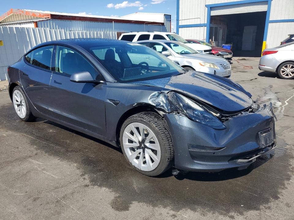 2022 Tesla Model 3 მანქანა იყიდება აუქციონზე, vin: 5YJ3E1EA3NF304129, აუქციონის ნომერი: 59125236
