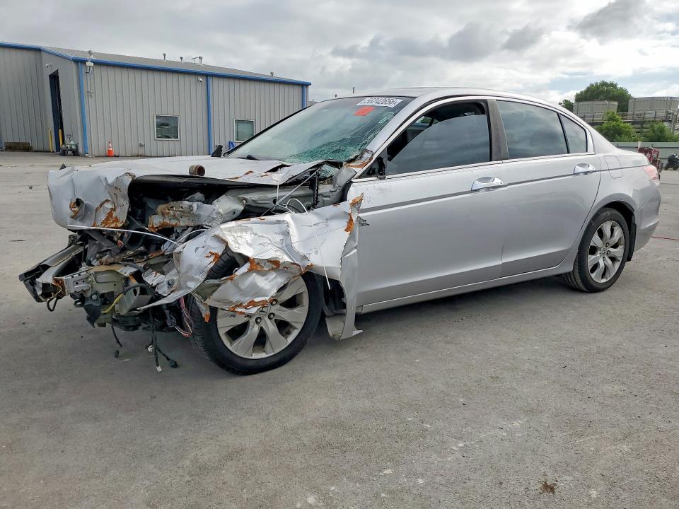 Auction sale of the 2008 Honda Accord, vin: 1HGCP36858A064646, lot number: 56242656