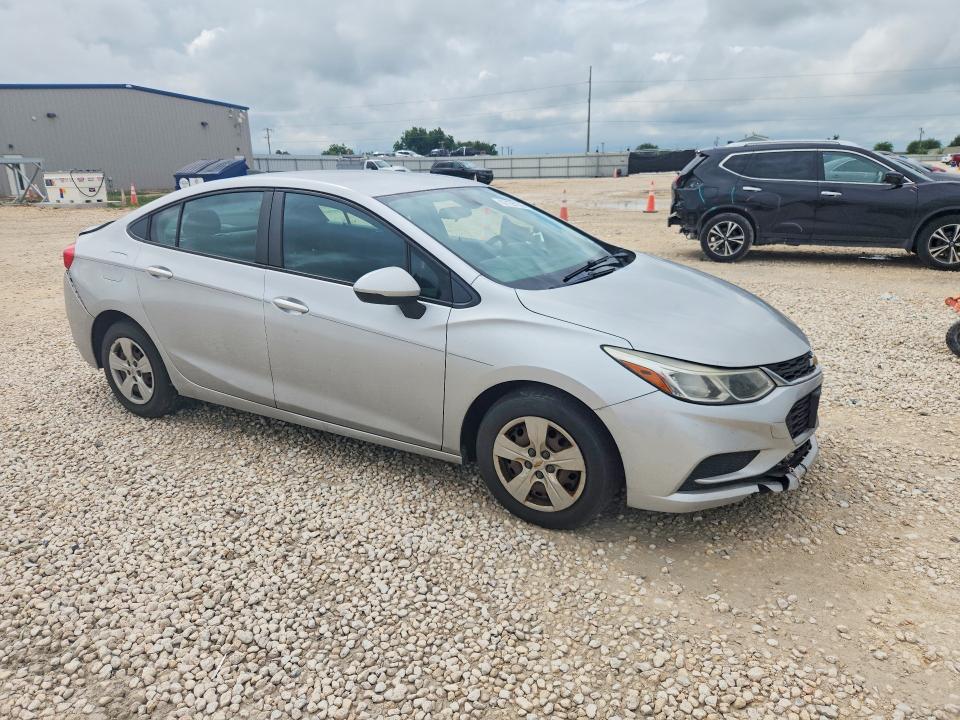 57135126 :رقم المزاد ، 1G1BC5SM6H7156486 vin ، 2017 Chevrolet Cruze مزاد بيع