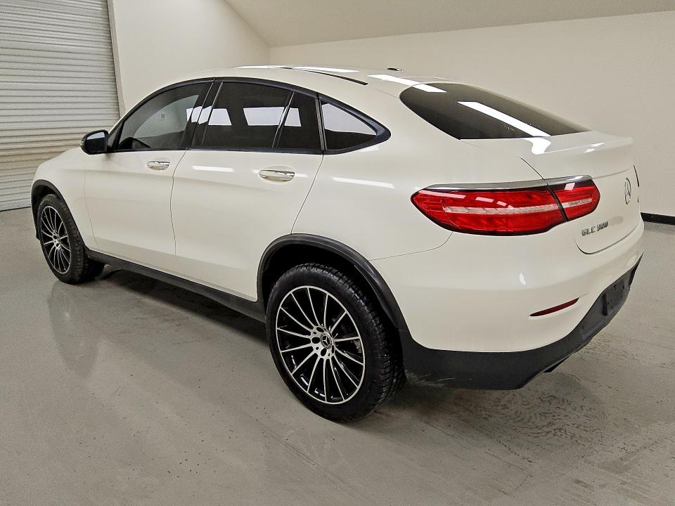 51509996 :رقم المزاد ، WDC0J4KB4HF224362 vin ، 2017 Mercedes-benz Glc Coupe مزاد بيع