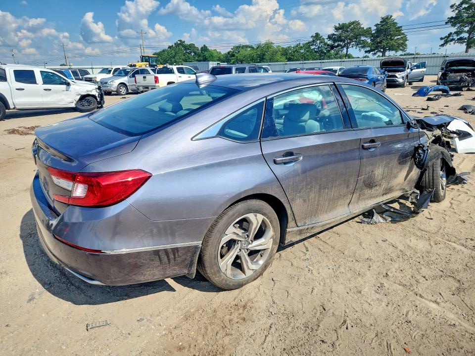 2018 Honda Accord მანქანა იყიდება აუქციონზე, vin: 1HGCV1F58JA040251, აუქციონის ნომერი: 56780126