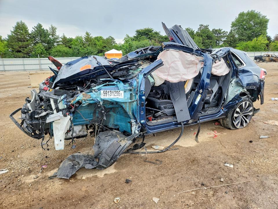 2021 Volkswagen Atlas Cross Sport მანქანა იყიდება აუქციონზე, vin: 1V2SE2CA3MC211545, აუქციონის ნომერი: 59131296