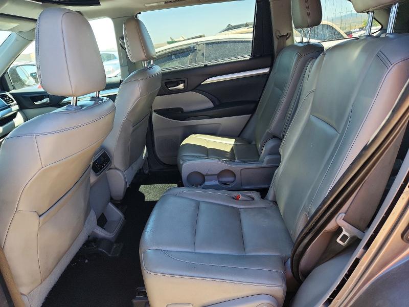 Продаж на аукціоні авто 2016 Toyota Highlander, vin: 5TDJKRFH5GS356001, номер лоту: 57143166