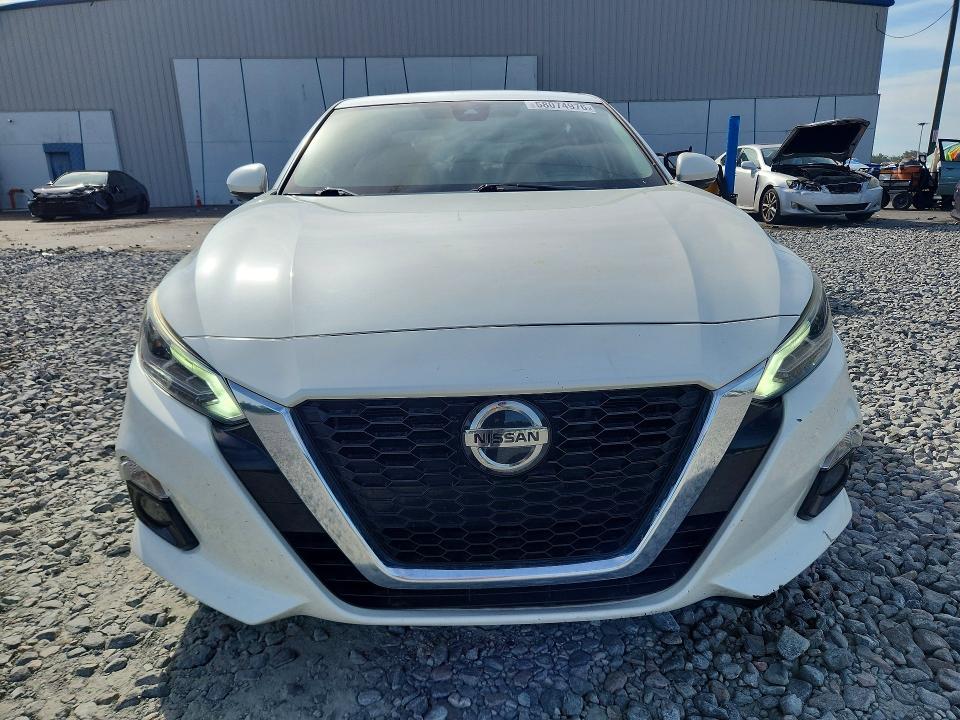 58074976 :رقم المزاد ، 1N4BL4FVXKC109177 vin ، 2019 Nissan Altima مزاد بيع