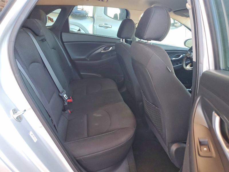 Продажа на аукционе авто 2018 Hyundai Elantra Gt, vin: KMHH35LE2JU024112, номер лота: 55806606
