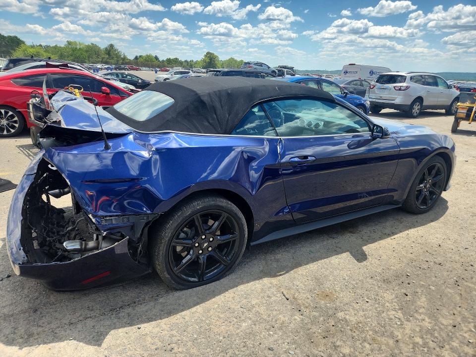 55825876 :رقم المزاد ، 1FATP8UH8L5168408 vin ، 2020 Ford Mustang مزاد بيع