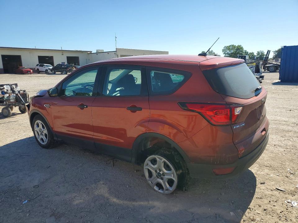 Продажа на аукционе авто 2019 Ford Escape, vin: 1FMCU0F71KUA31092, номер лота: 57727826