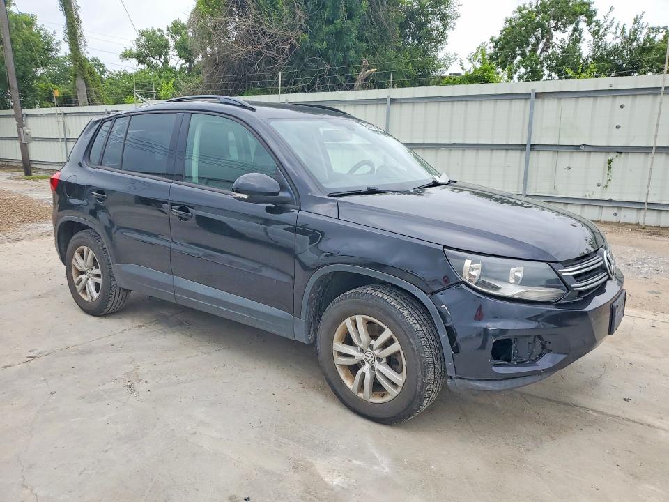 56254926 :رقم المزاد ، WVGAV7AX3GW542125 vin ، 2016 Volkswagen Tiguan مزاد بيع