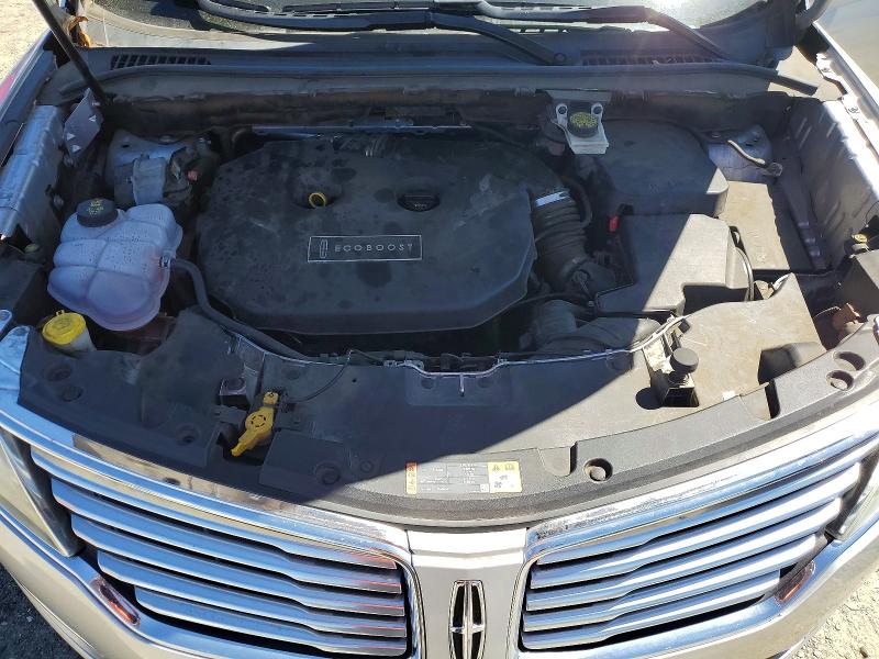 56181206 :رقم المزاد ، 5LMCJ1A93FUJ48134 vin ، 2015 Lincoln Mkc مزاد بيع