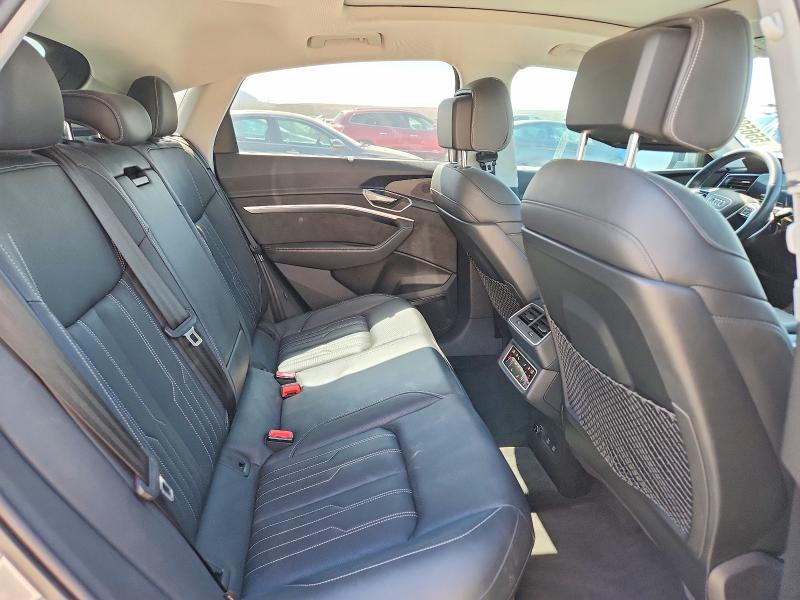 55650966 :رقم المزاد ، WA13ABGE1MB022651 vin ، 2021 Audi E-tron مزاد بيع