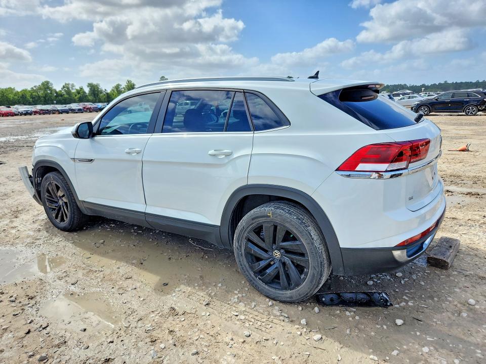 57632036 :رقم المزاد ، 1V2KC2CA7NC204220 vin ، 2022 Volkswagen Atlas Cross Sport مزاد بيع
