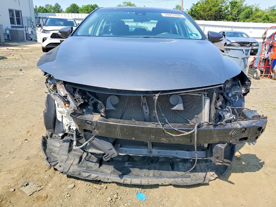 59251686 :رقم المزاد ، 4T1BK1EB4JU269269 vin ، 2018 Toyota Avalon مزاد بيع