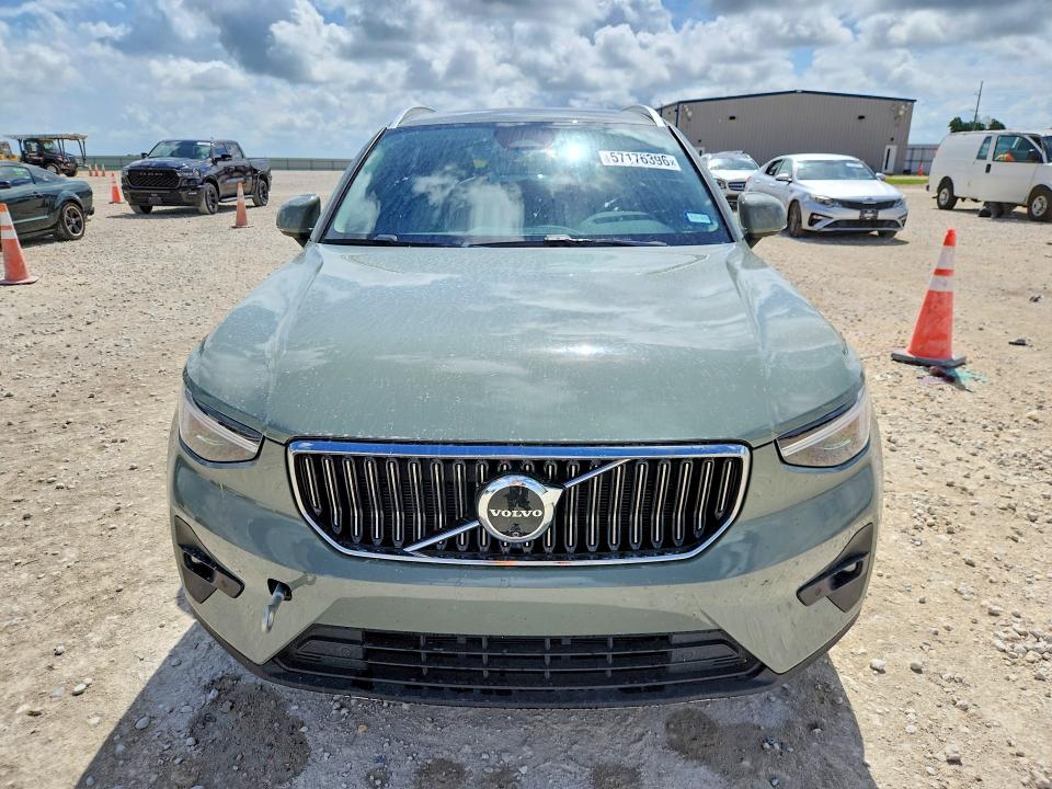 2025 Volvo Xc40 მანქანა იყიდება აუქციონზე, vin: YV4L12UE4S2461637, აუქციონის ნომერი: 57176396