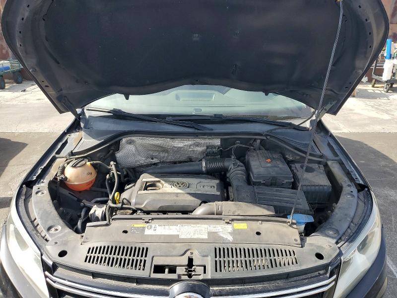 56811226 :رقم المزاد ، WVGAV3AX6DW626007 vin ، 2013 Volkswagen Tiguan مزاد بيع