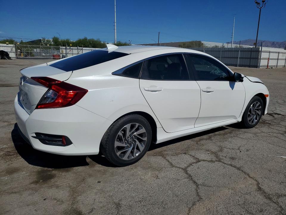 2018 Honda Civic მანქანა იყიდება აუქციონზე, vin: 19XFC2F74JE004398, აუქციონის ნომერი: 58154956
