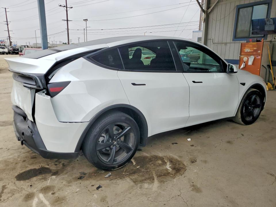2026 Tesla Model Y მანქანა იყიდება აუქციონზე, vin: 7SAYGDEDXTF596230, აუქციონის ნომერი: 58842246